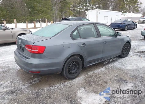 2015 Volkswagen Jetta 2.0L S z USA, uszkodzony, nr VIN 3VW2K7AJ5FM249867